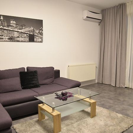 Andrew Beach Apartment Năvodari Buitenkant foto
