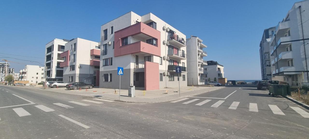 Andrew Beach Apartment Năvodari Buitenkant foto