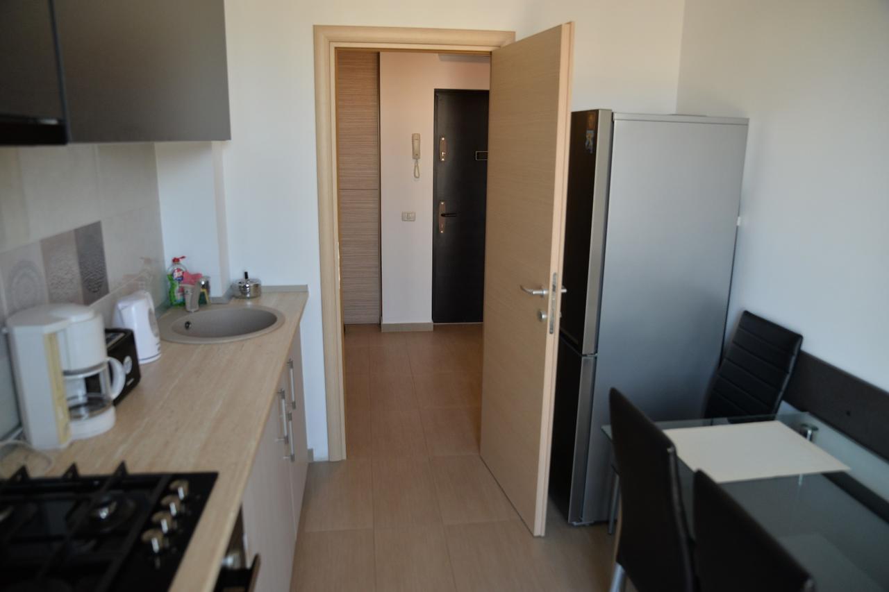 Andrew Beach Apartment Năvodari Buitenkant foto